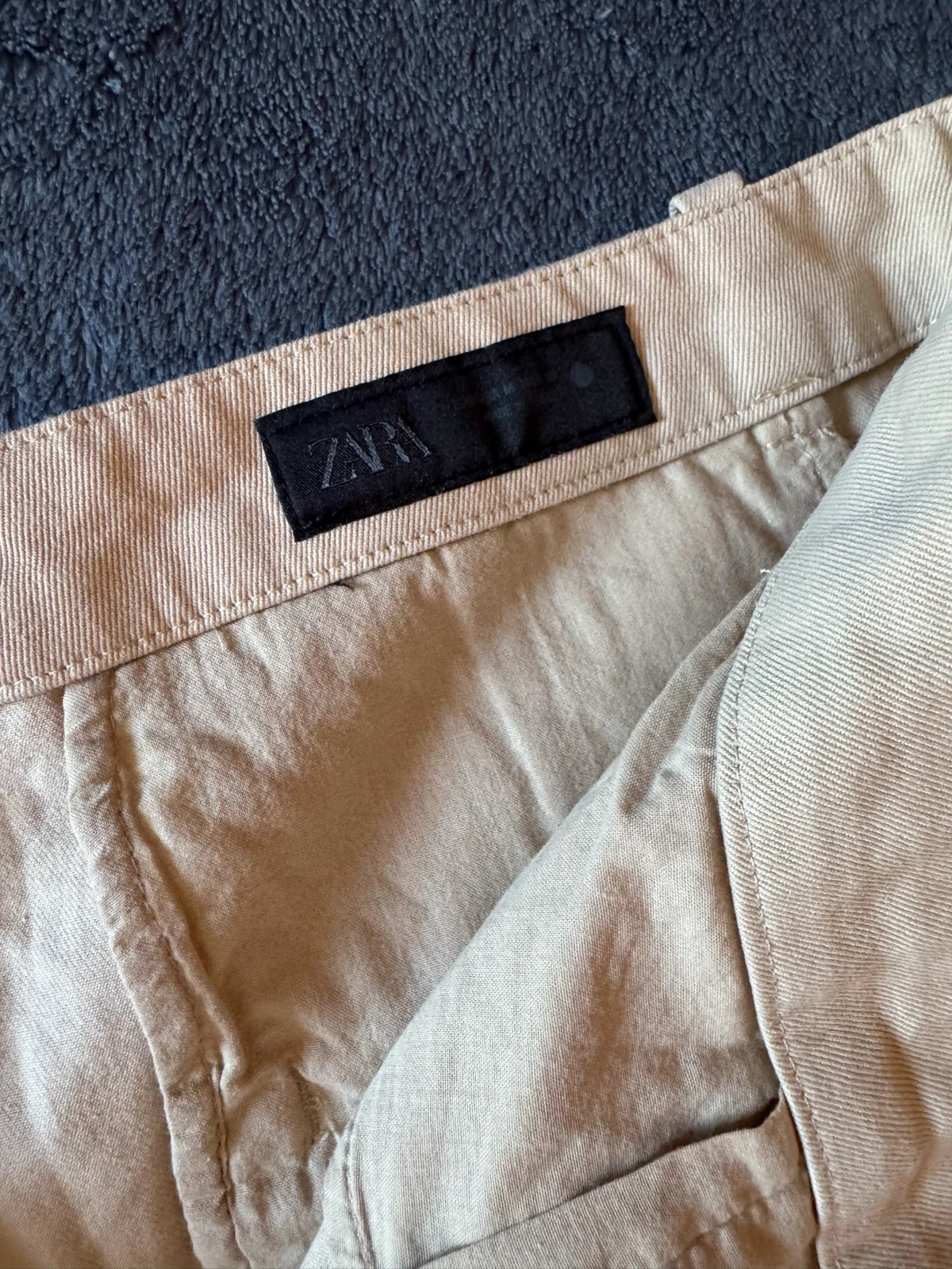 Zara pantalone