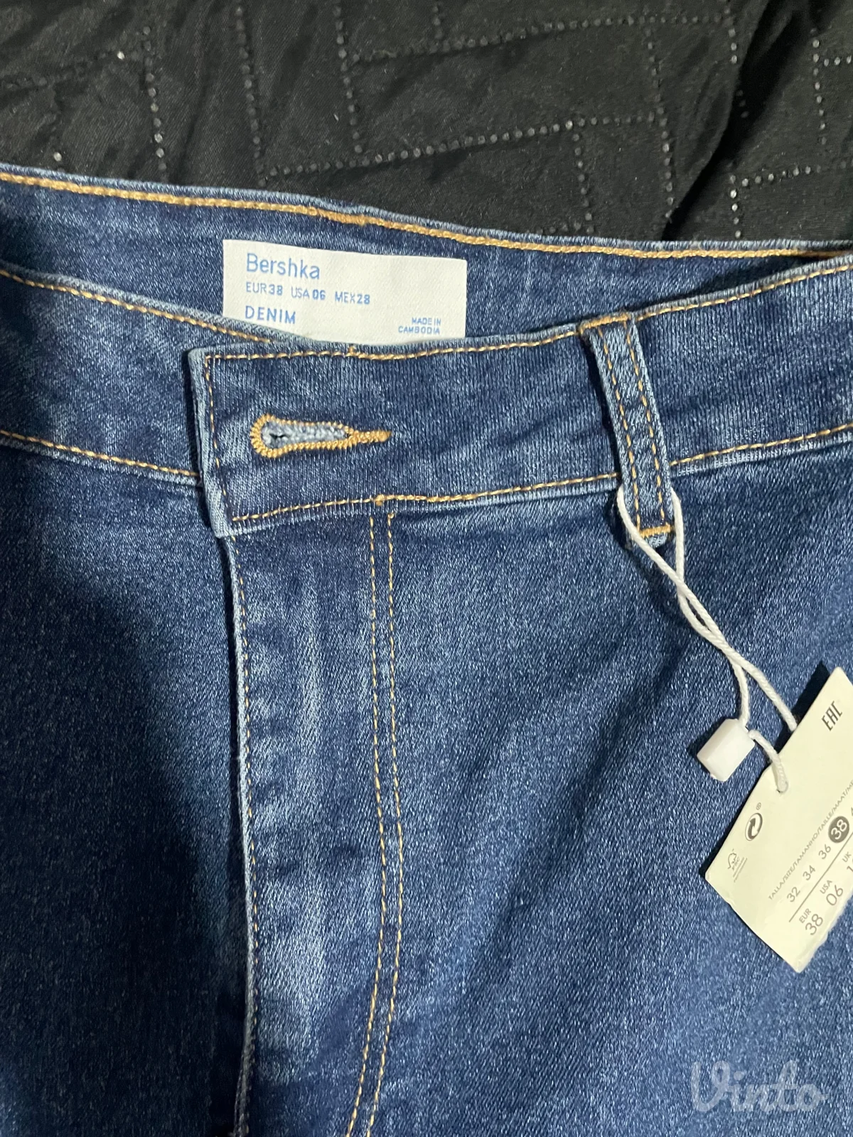Bershka sorts nov m