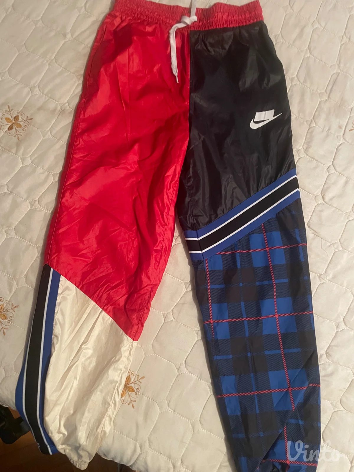 Nike suskave trenerke xs