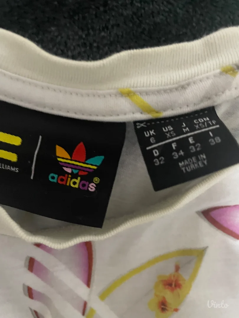 Adidas majica xs s crop