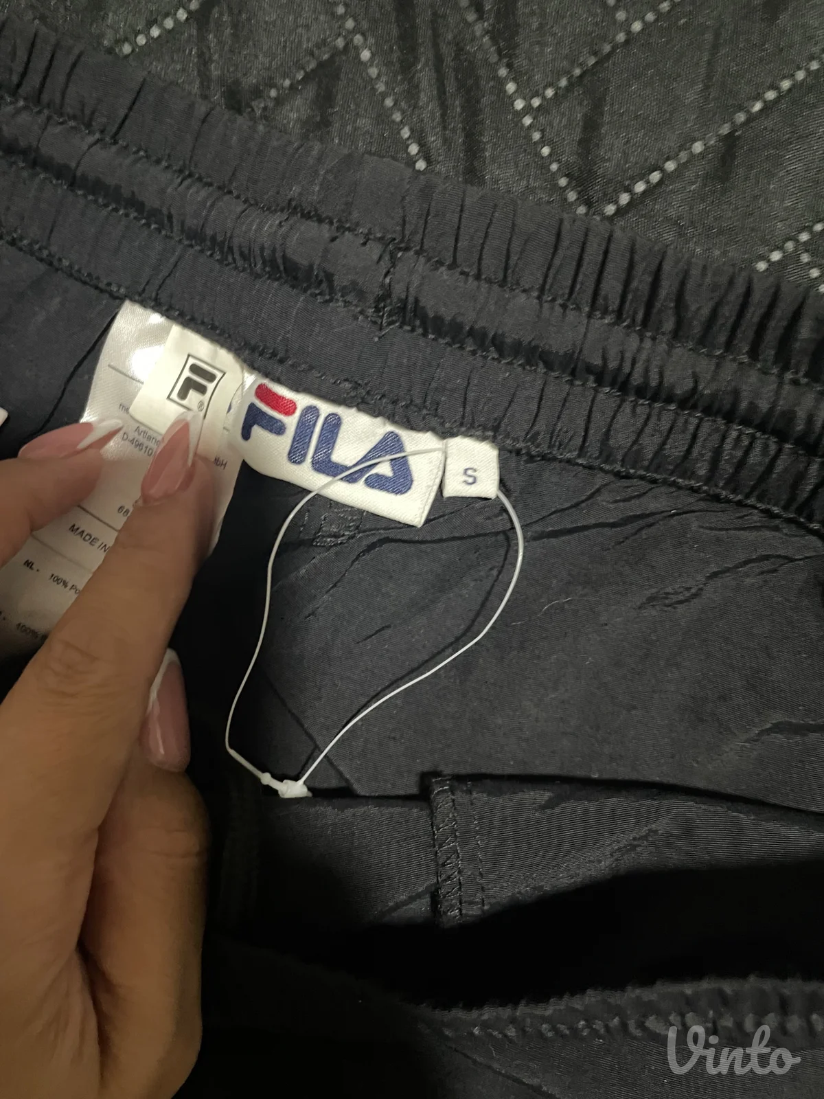 Sorts fila s nov