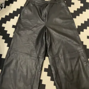 Massimo duti koza pantalone kilote
