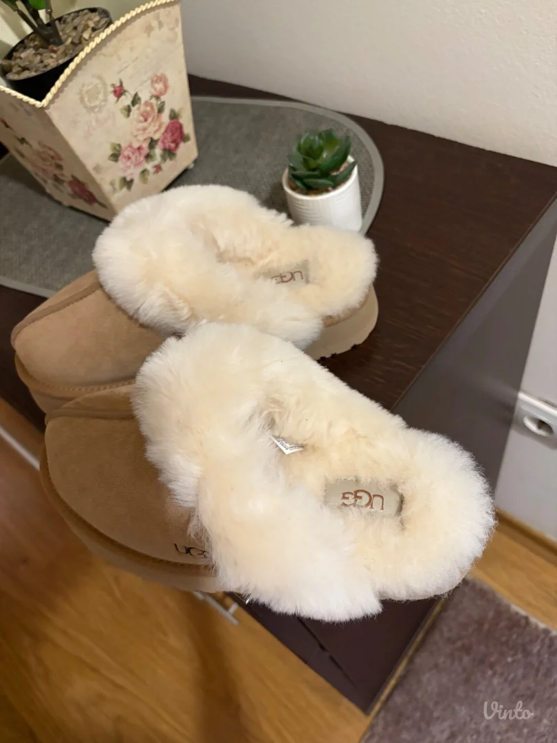 UGG papuce