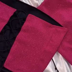 Pink top sa sljokicama xs,s