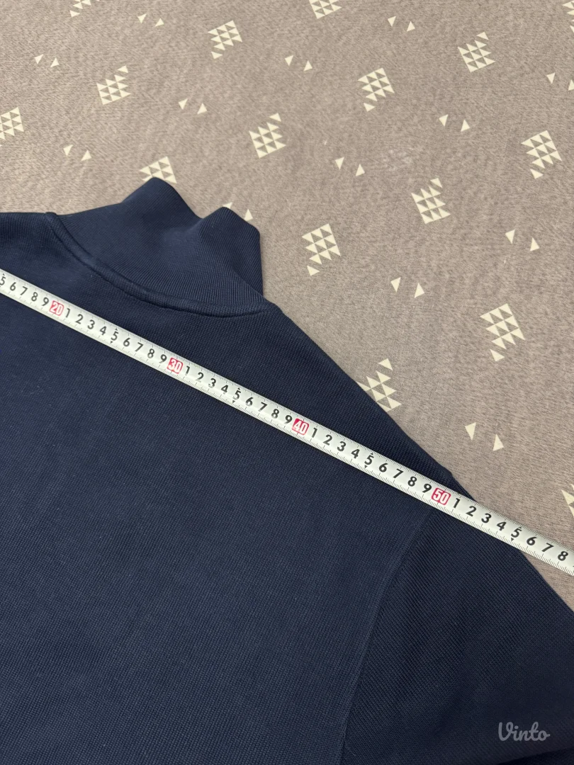 Lacoste dzemper / duks Novo