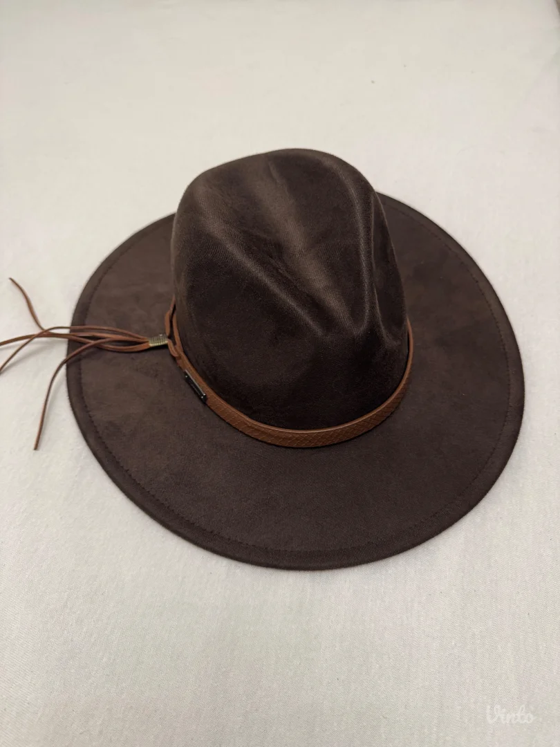 PS Fashion sesir Novo