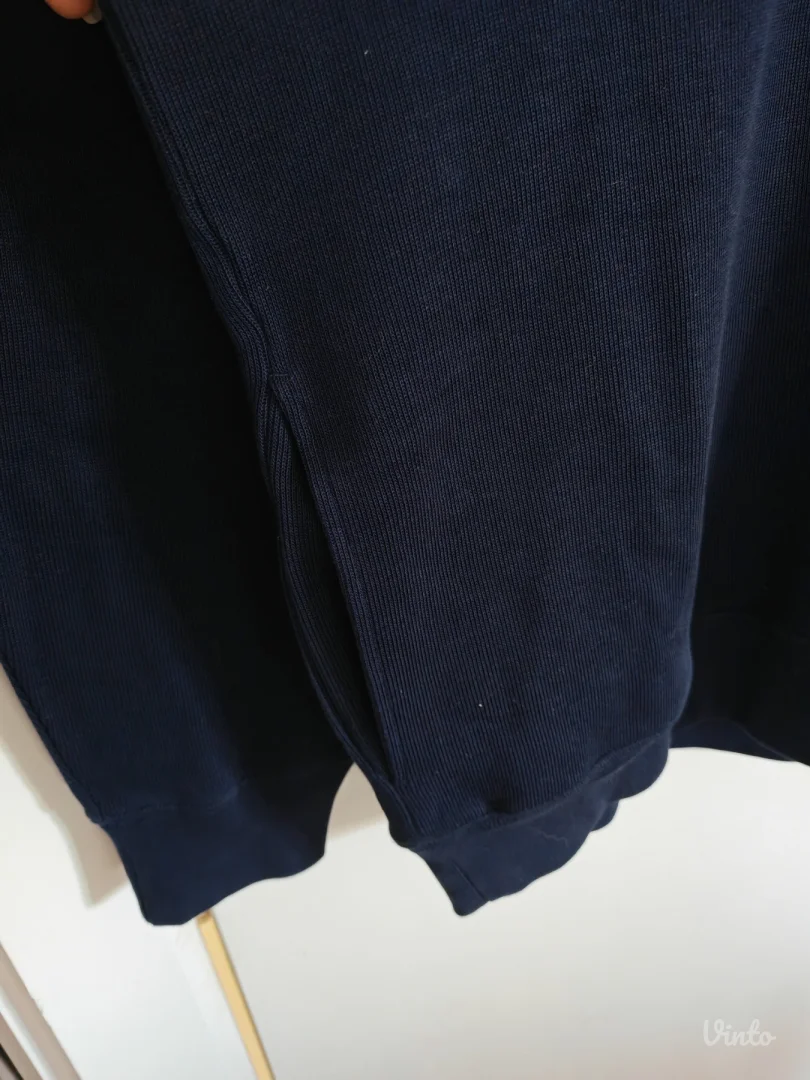 Lacoste dzemper / duks Novo