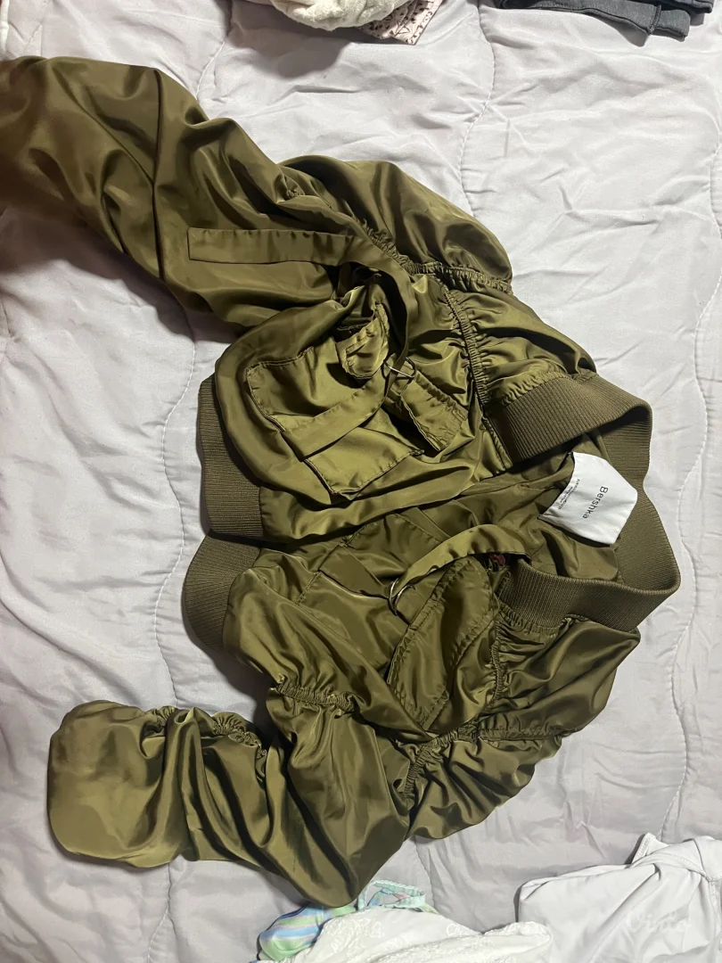 Bershka zeleni komplet