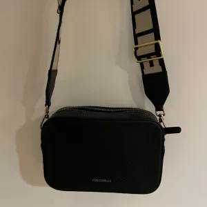 Coccinelle - torbica