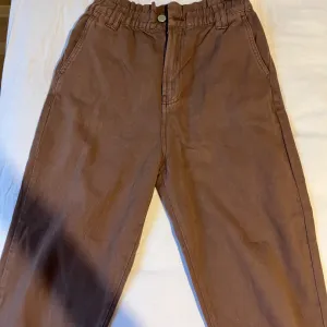 Stradivarius - pantalone