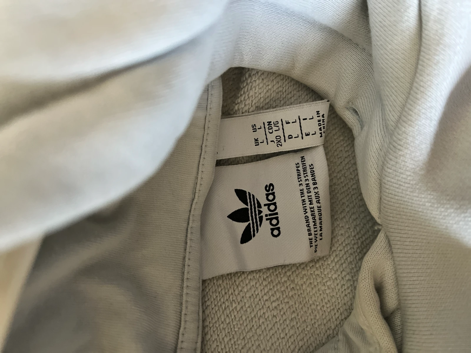 Adidas duks