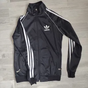 Adidas gornji deo trenerke