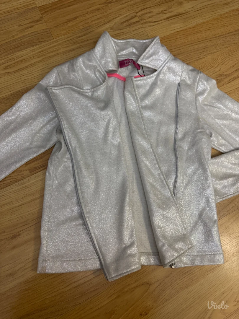 jaknica za devojčice