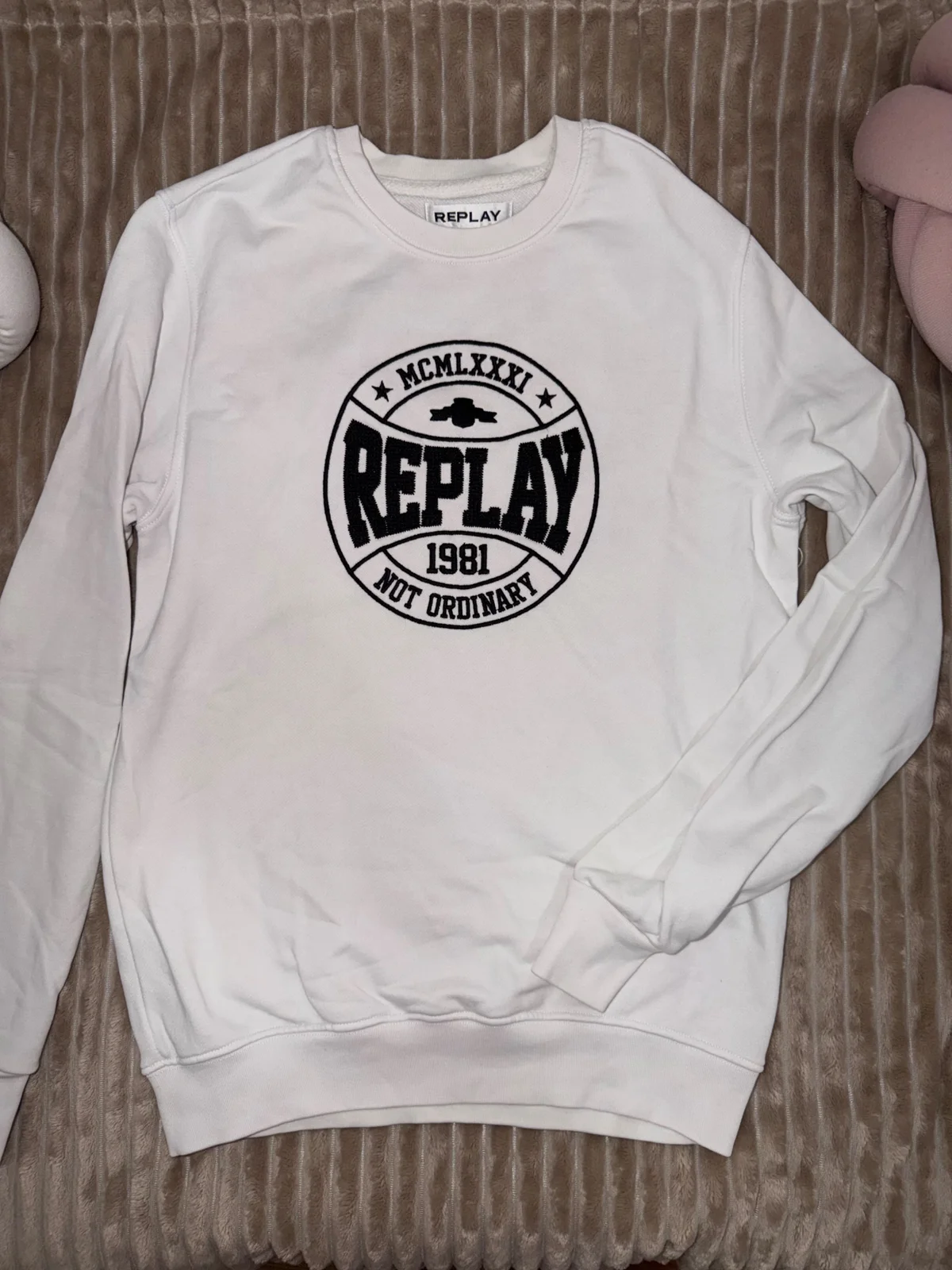 REPLAY duks