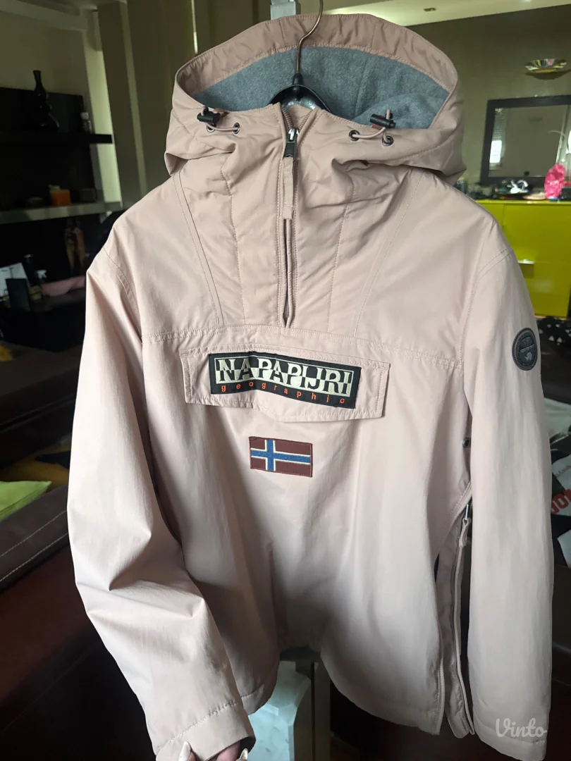 Napapijri jakna M velicina