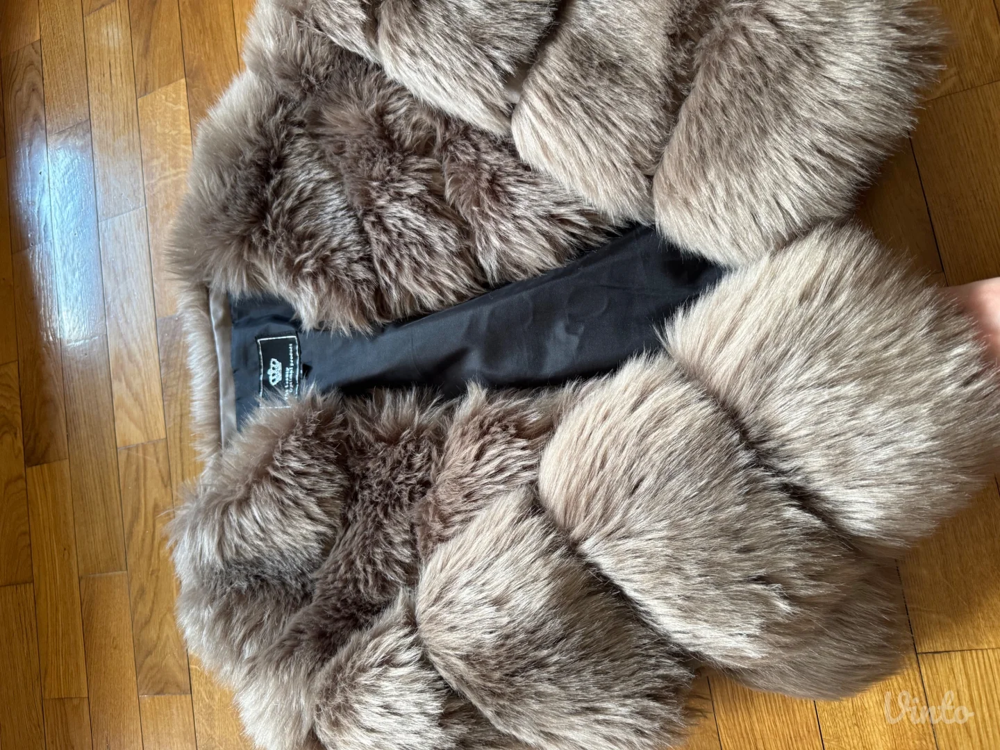 Bundica od eko krzna