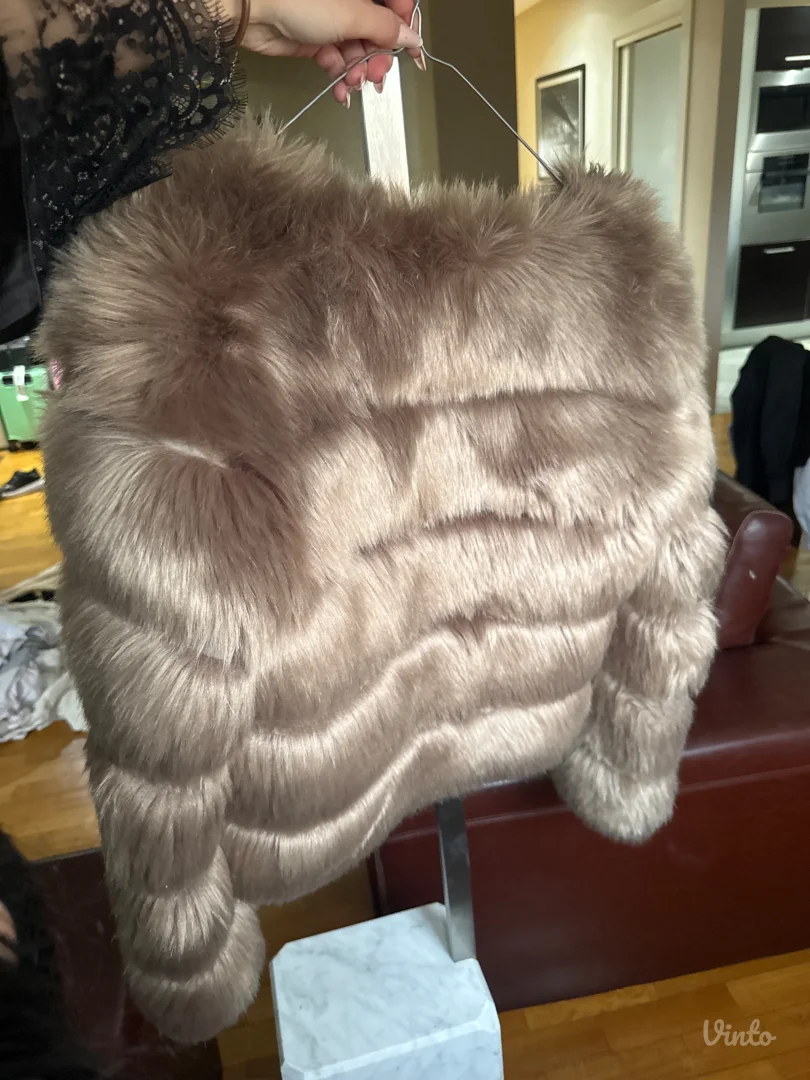 Bundica od eko krzna