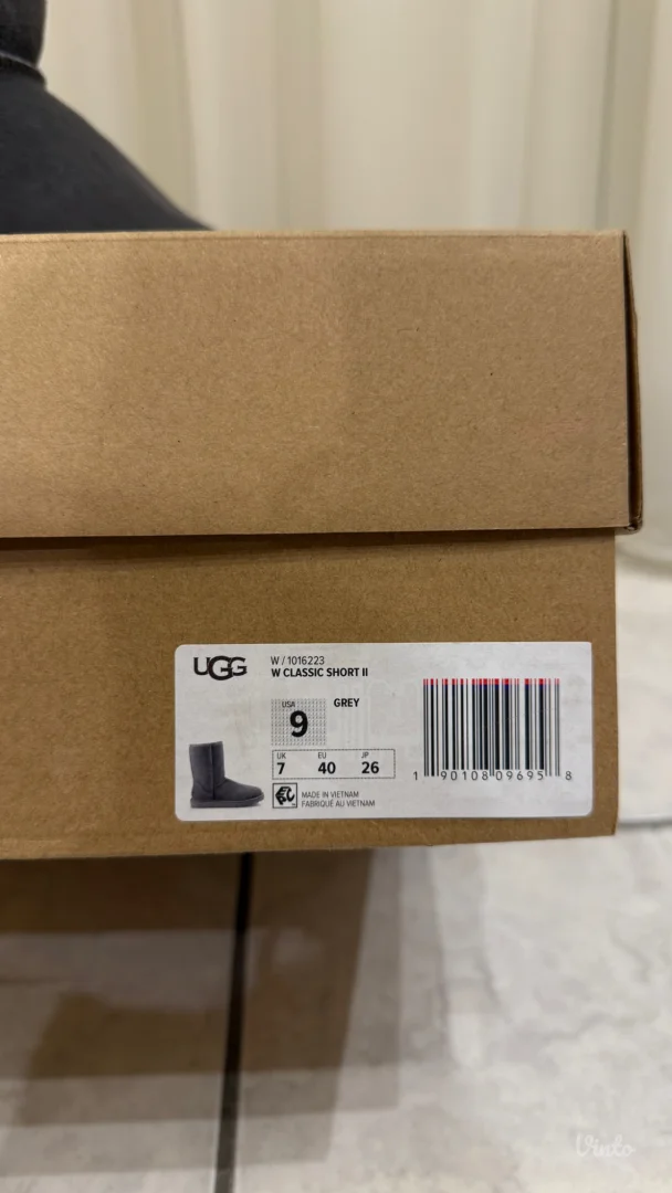 Original UGG čizme br40