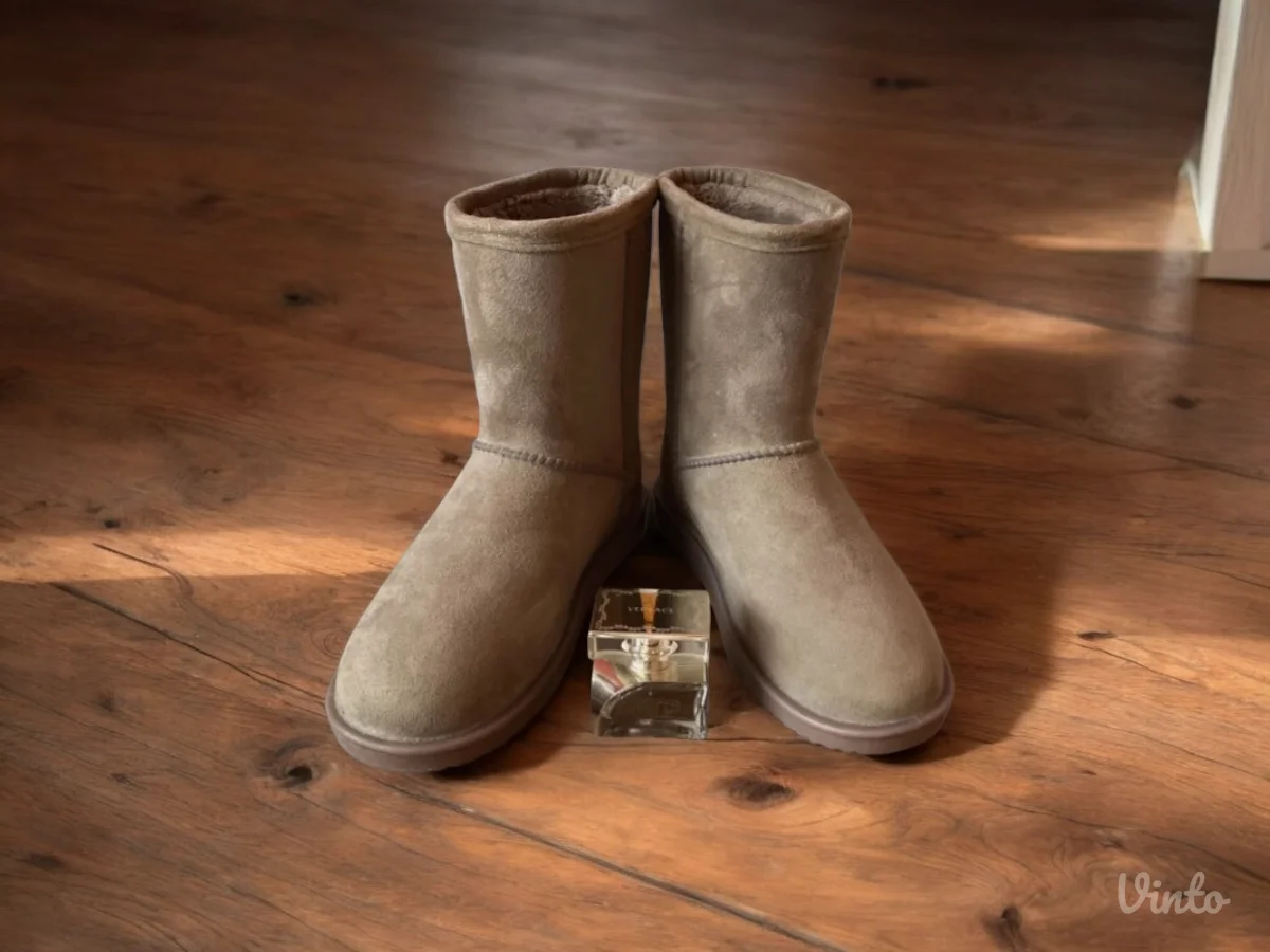 LUSSO vodootporne sive cizme/patofne, vel. 40