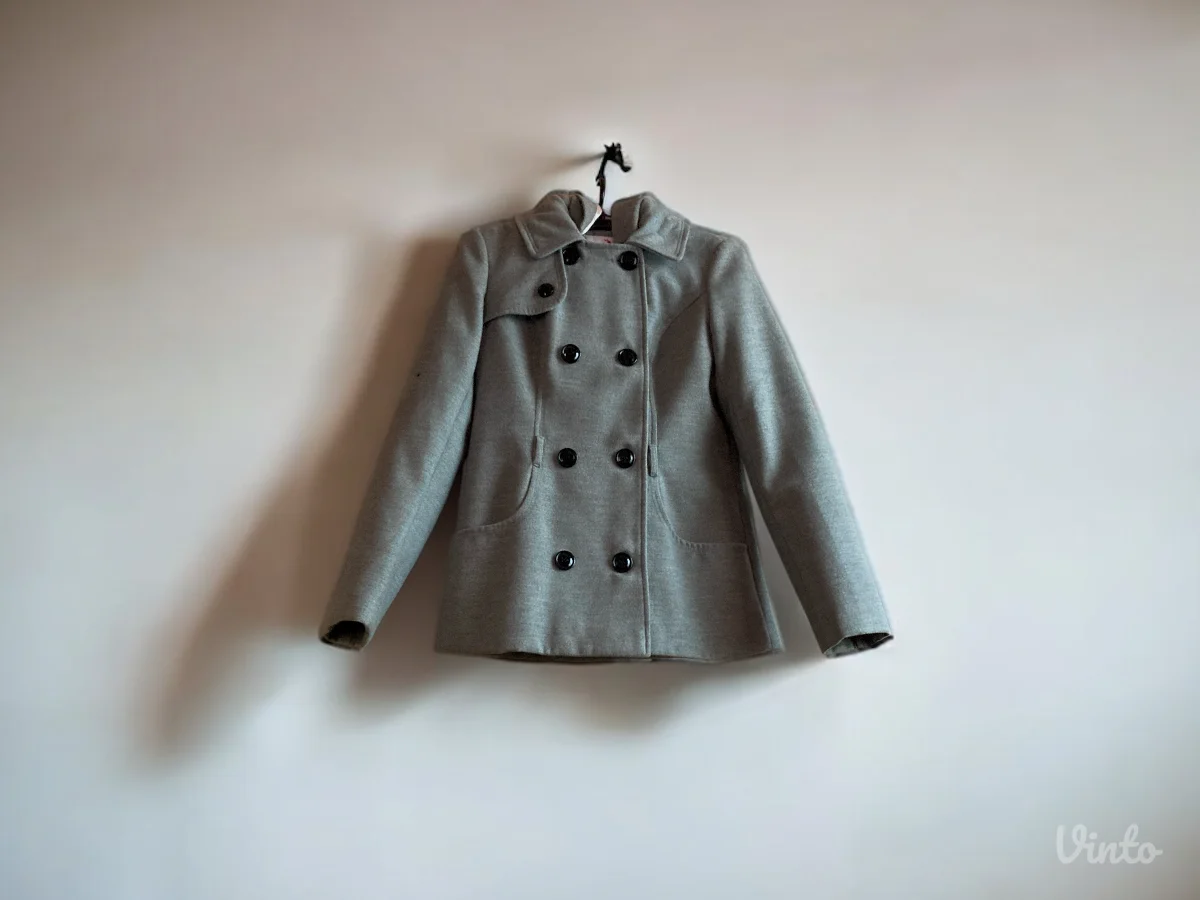 Sivi kaput Tally Weijl, vel. M, iz Švajcarske