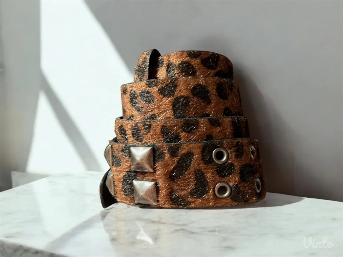 Krzneni kais iz Amerike, NOVO!