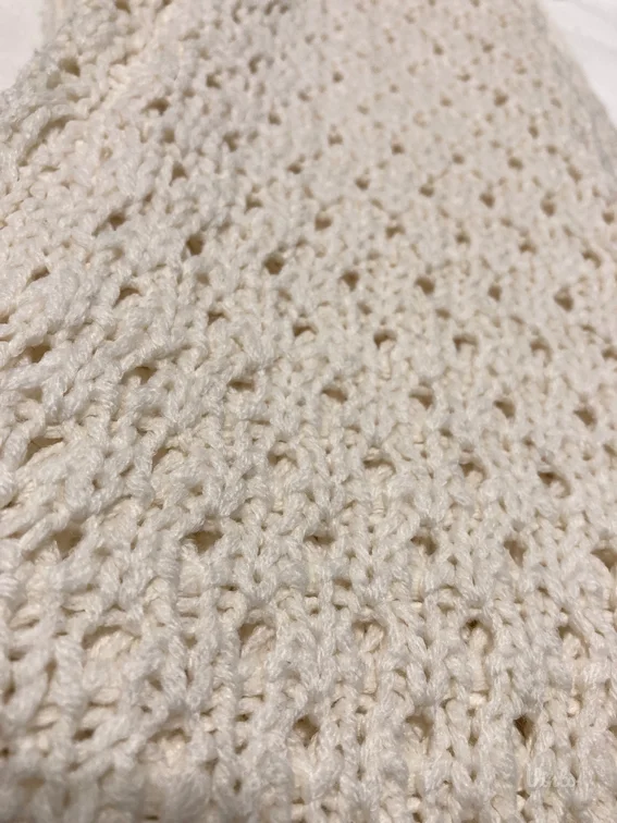 Chicoree beli dzemper, vel. M, kao novo!