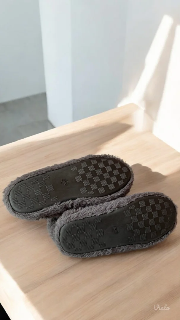 C&A kućne čizme/patofne iz Svajcarske, NOVE 36-38