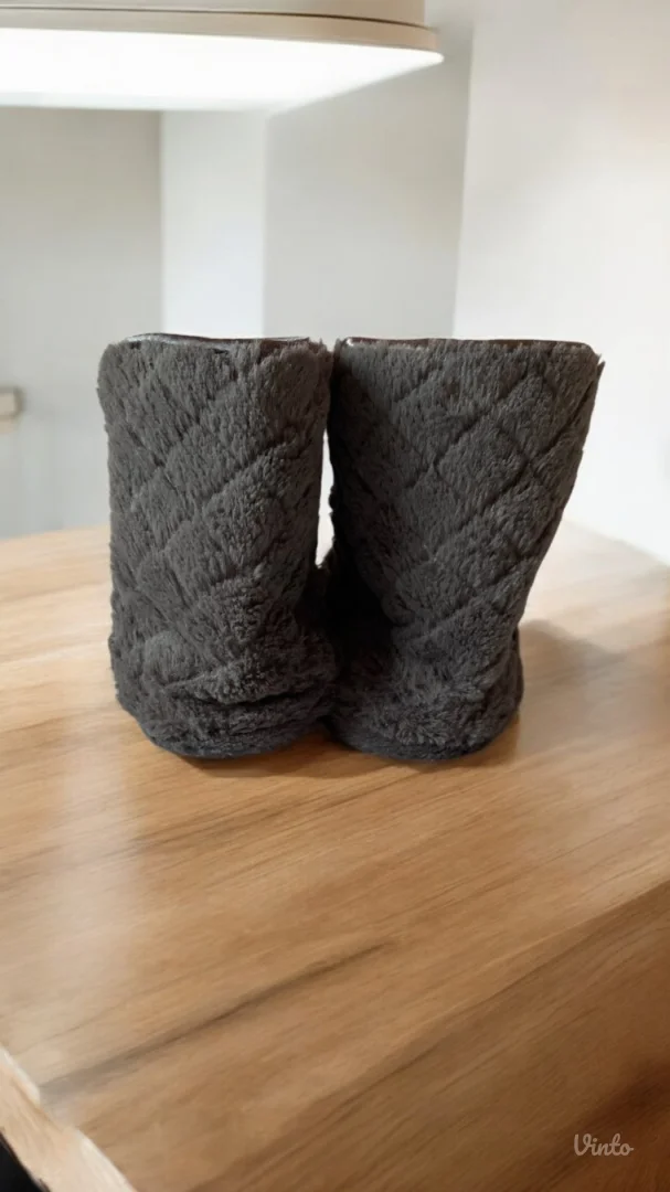 C&A kućne čizme/patofne iz Svajcarske, NOVE 36-38