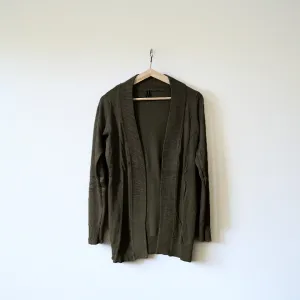 Chicoree maslinasto zeleni kardigan, vel. S, kao NOVO, iz Svajcarske