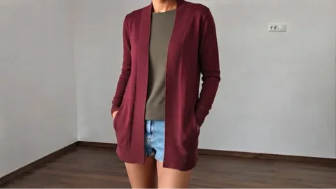 Chicoree crveni kardigan, vel. M, kao NOVO, iz Svajcarske