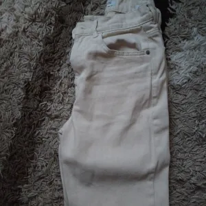 bež mom jeans LCW Waikiki broj 26/XS