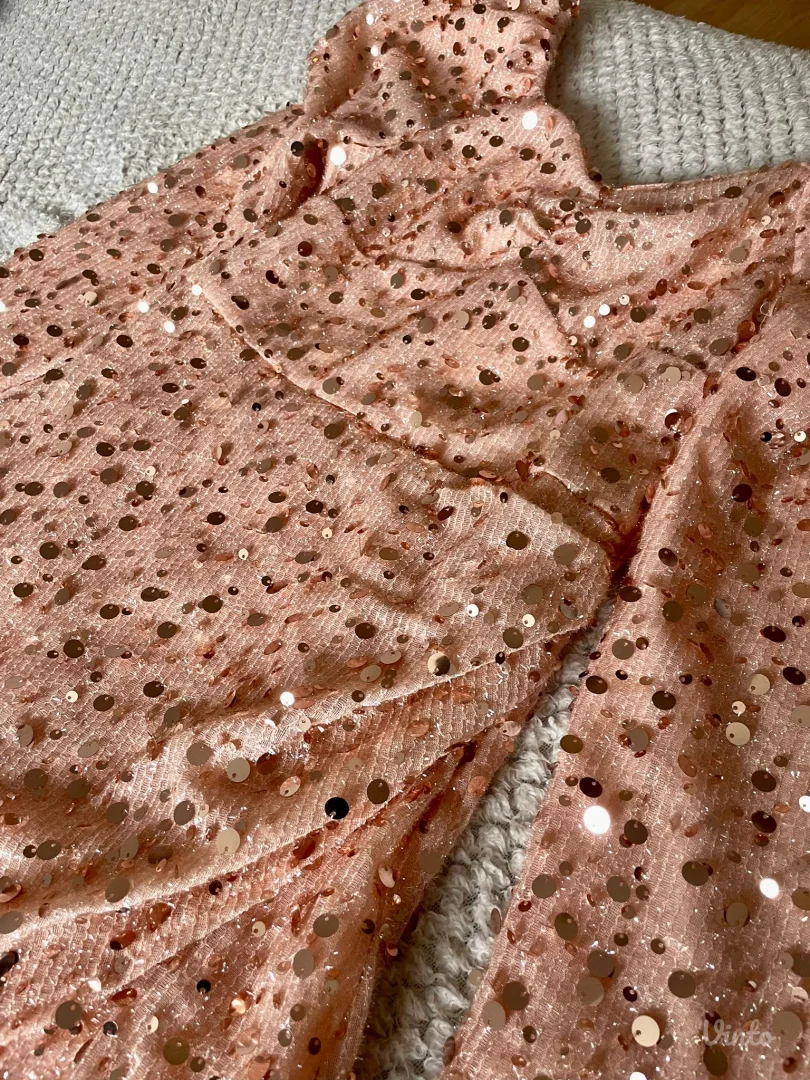 Nova haljina, butik Tempo