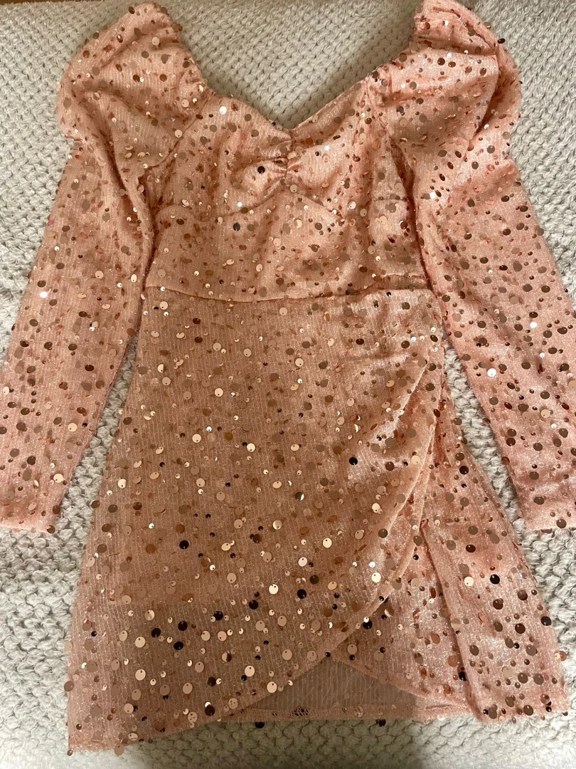 Nova haljina, butik Tempo