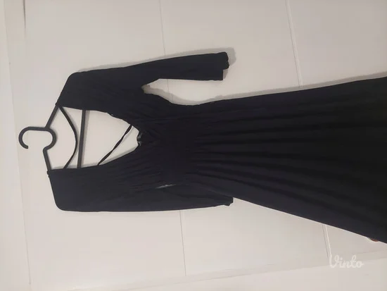 Crna goth haljina sa nabranim strukom