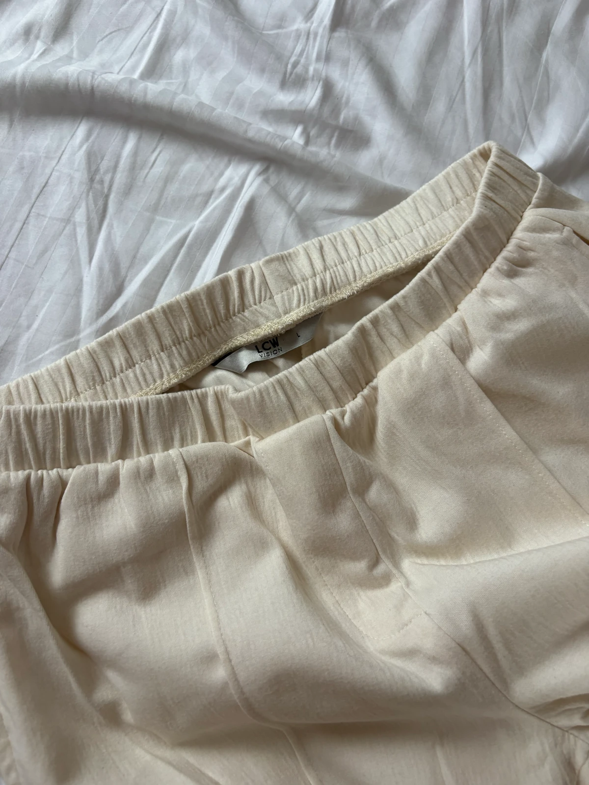 Zenske pantalone