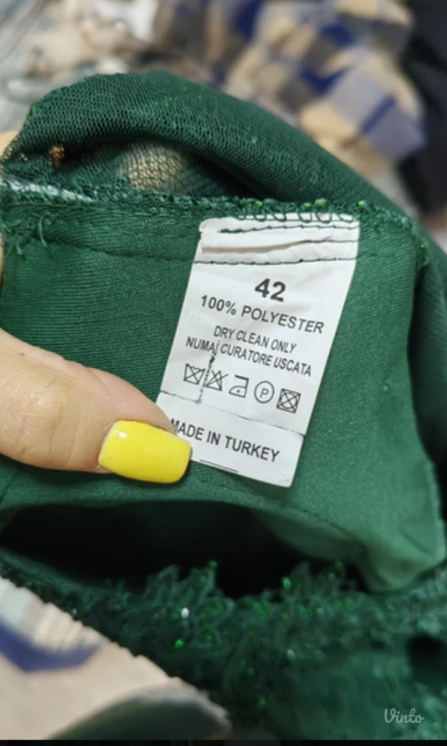 Maslinastozelena svecana haljina