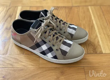 BURBERRY ORIGINAL PATIKE