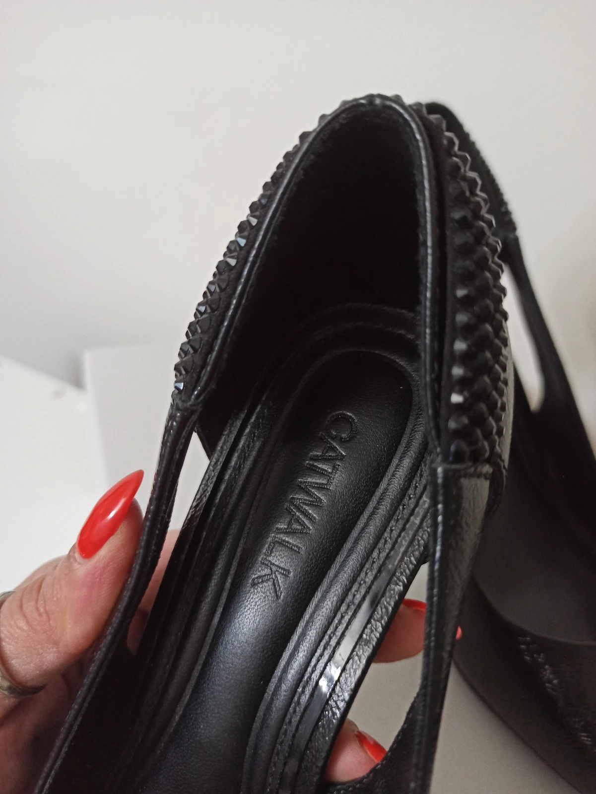 Prelepe crne Catwalk salonke sa cirkonima - Br. 39 (gazište 25cm)