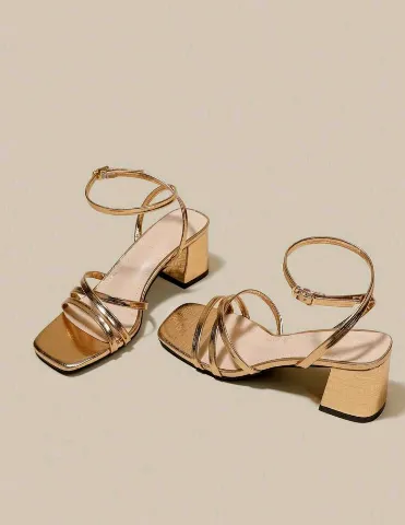Sandale