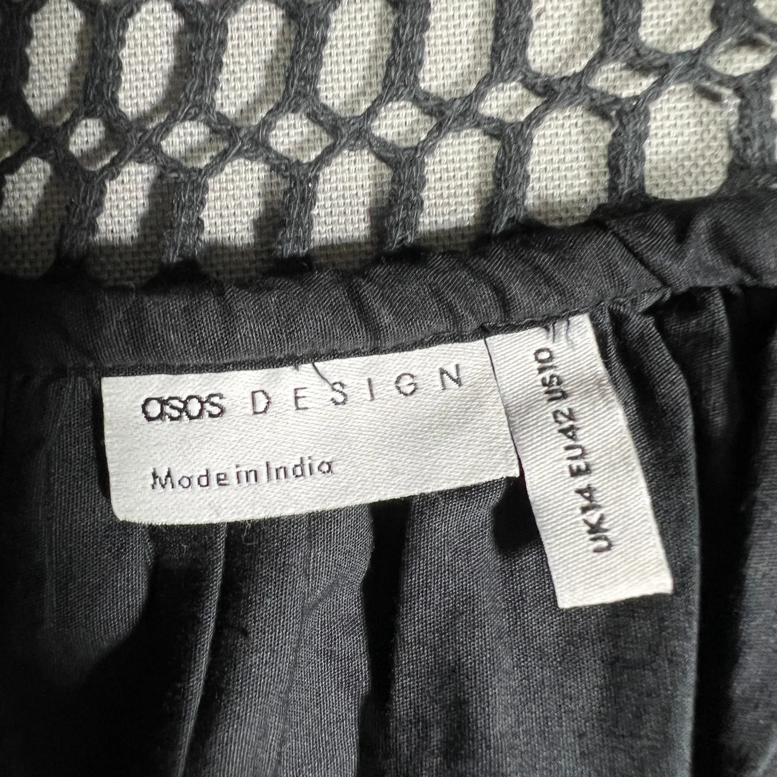 ASOS DESIGN ženska haljina sa 3D cvetovima vel. 42