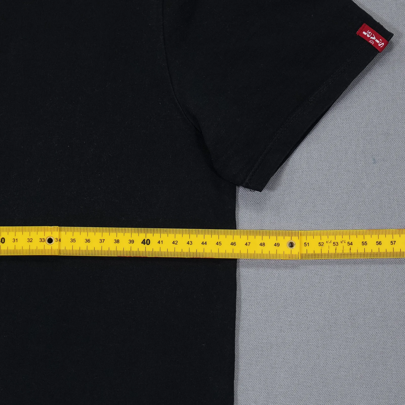 Levi’s California crna majica – M