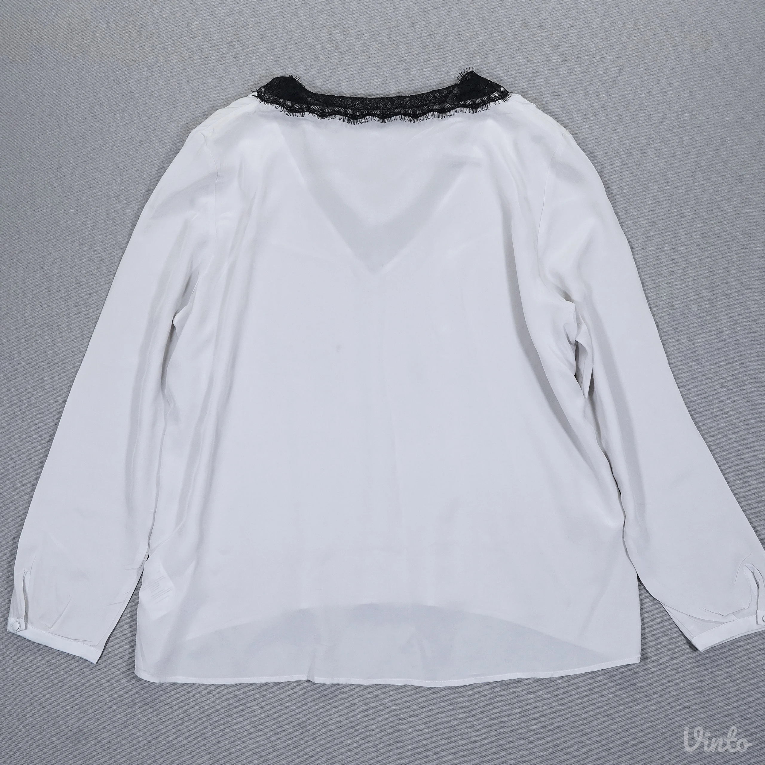Joseph Janard bež bluza sa crnom čipkom, L/XL