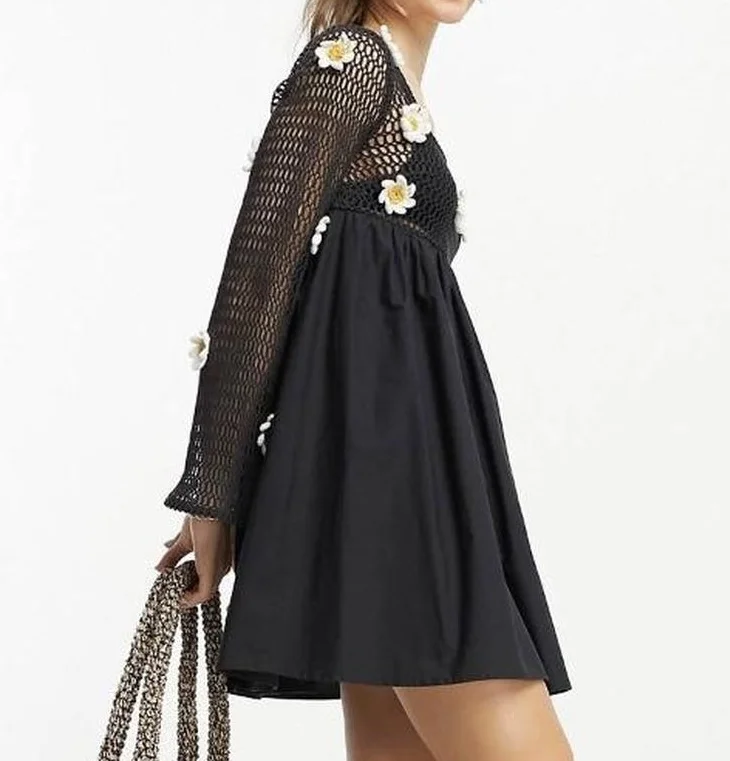 ASOS DESIGN ženska haljina sa 3D cvetovima vel. 42