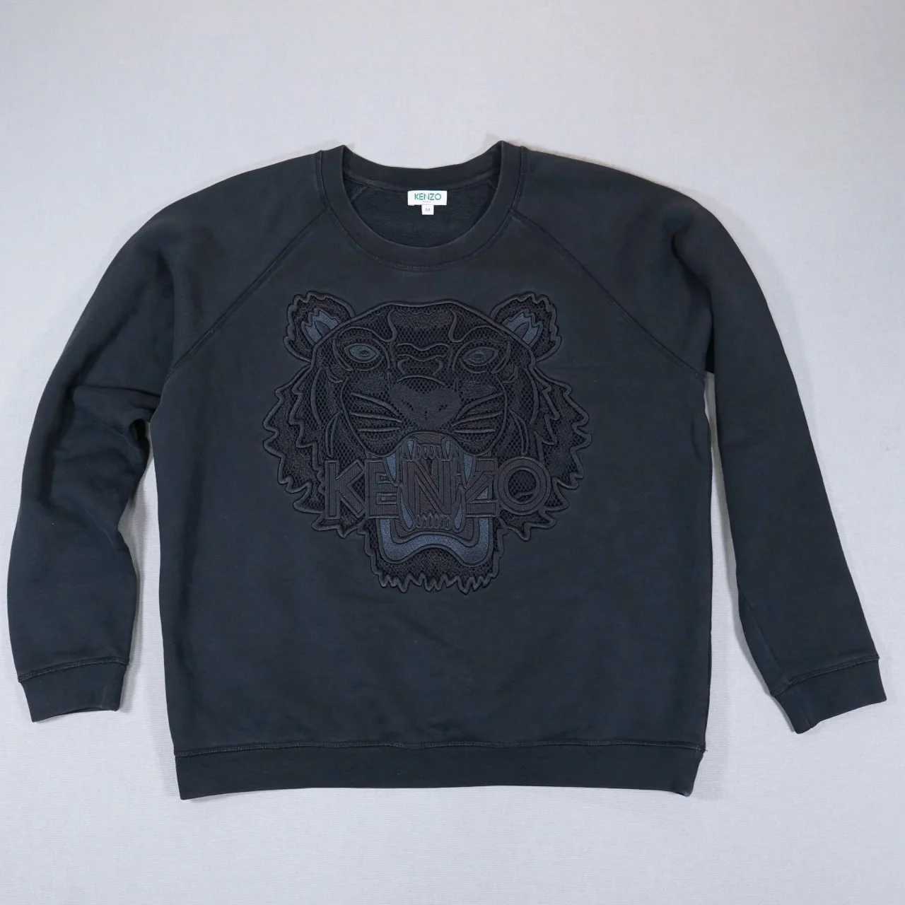 KENZO Paris Tiger crni duks sa vezom – M