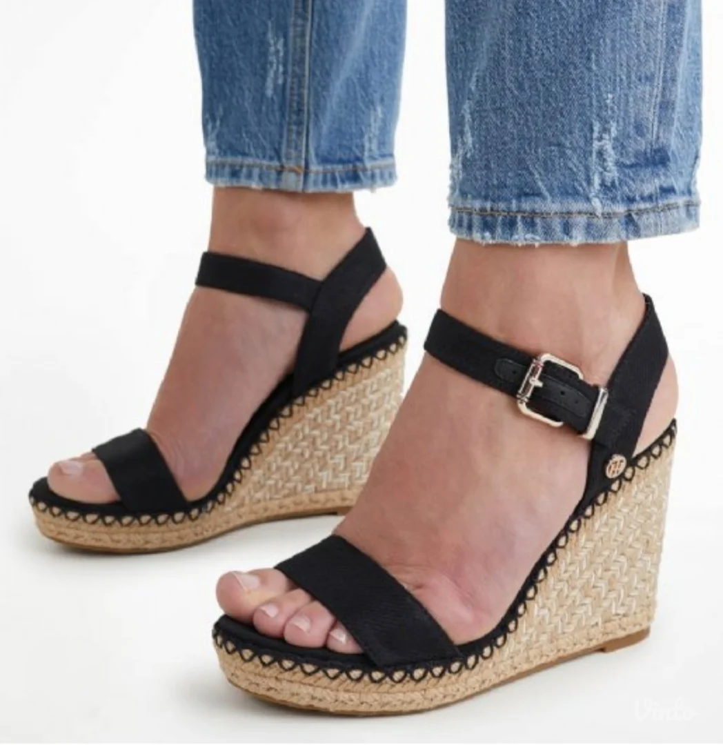 Tommy Hilfiger Crne sandale