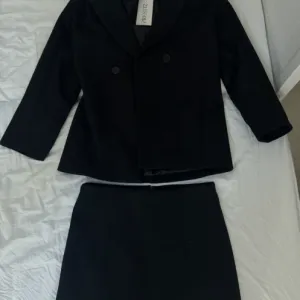 Prestiz - Nov komplet, sako i suknja/sako haljina
