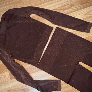 Stradivarius komplet