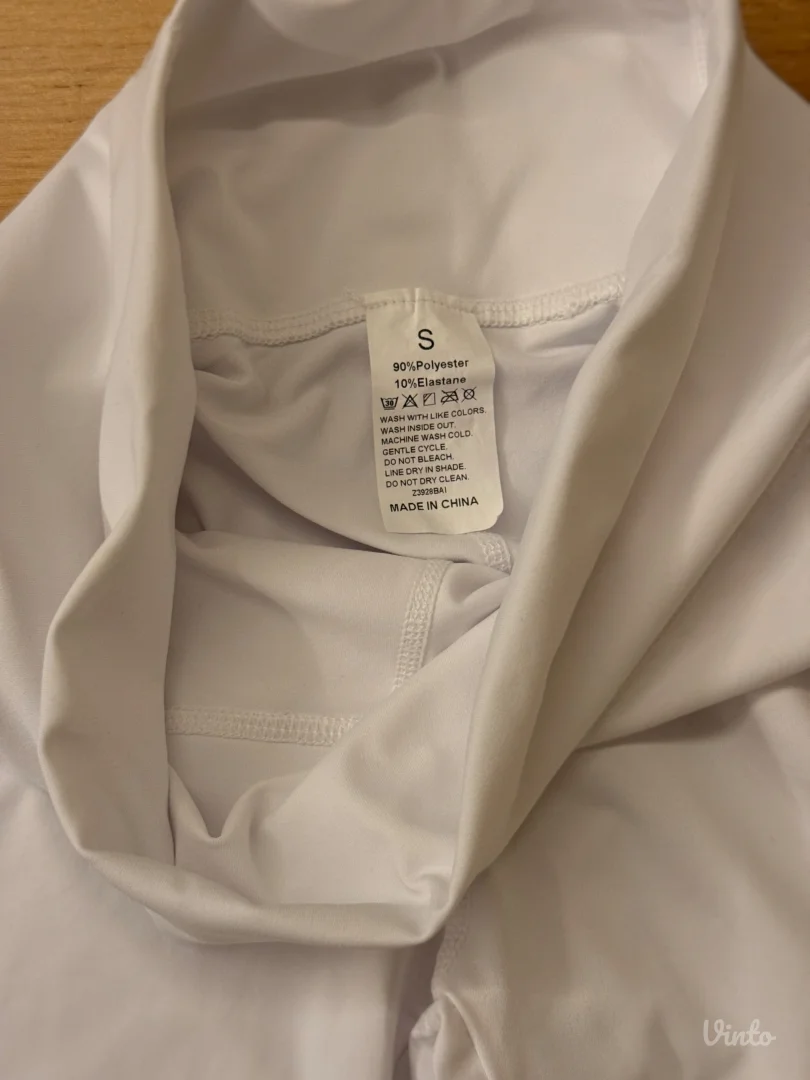 Bele sportske helanke