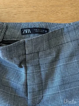 Zara karirane pantalone