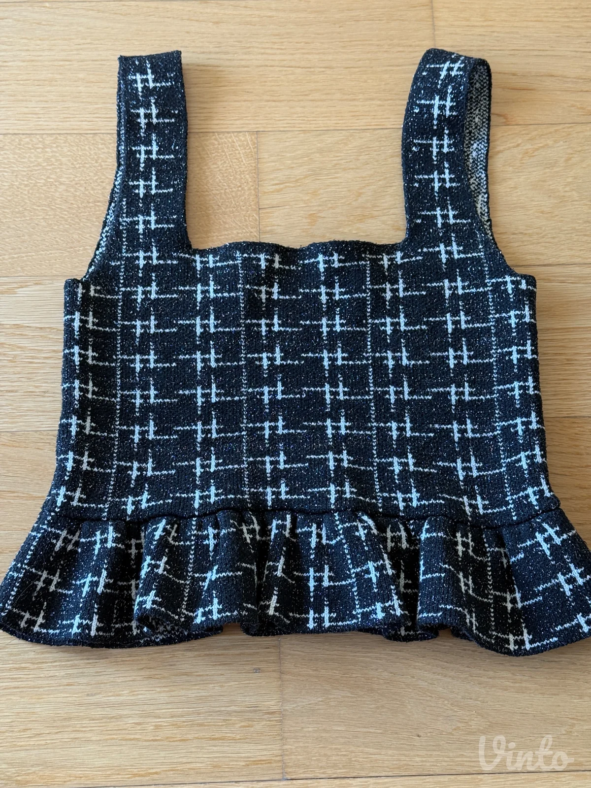 Zara koncani top sa karnerima